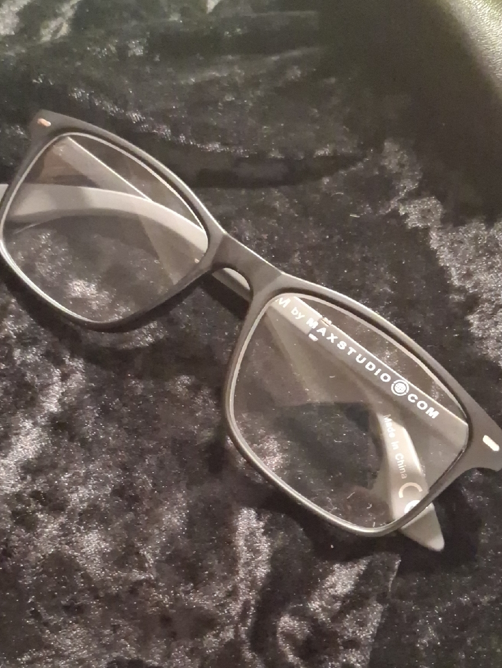 Max Studio Matte Black & Grey Readers +1.50 Men's Rectangular Eyeglass Frames